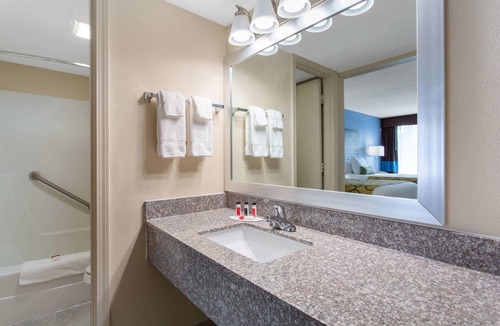 Cheraw Hotel | Baymont by Wyndham Cheraw
