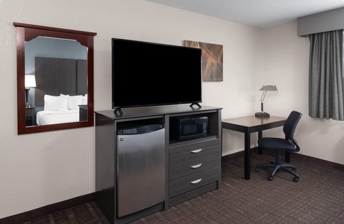 Chester Hotel | Baymont by Wyndham Chester IL