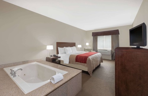 Columbus Hotel | Baymont by Wyndham Columbus