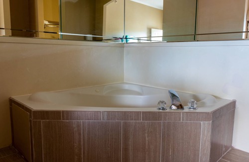 Crestview Hotel | Baymont by Wyndham Crestview