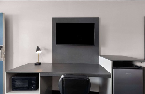 Dothan Hotel | Baymont by Wyndham Dothan