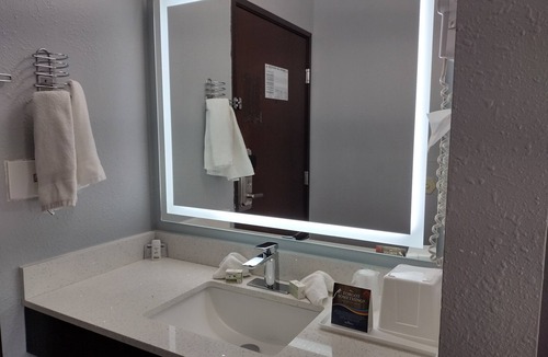 Proctor Hotel | Baymont by Wyndham Duluth/Spirit Mountain