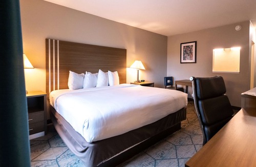 Effingham Hotel | Baymont by Wyndham Effingham