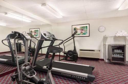 Fayetteville Hotel | Baymont by Wyndham Fayetteville