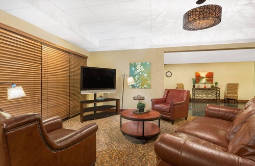 Fayetteville Hotel | Baymont by Wyndham Fayetteville