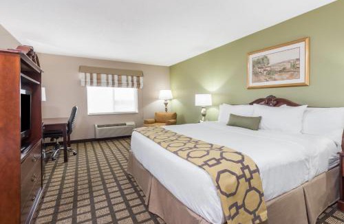 Fulton Hotel | Baymont by Wyndham Fulton