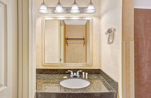 Indianapolis Hotel | Baymont by Wyndham Indianapolis West