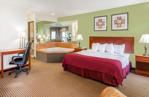 Jackson Hotel | Baymont by Wyndham Jackson