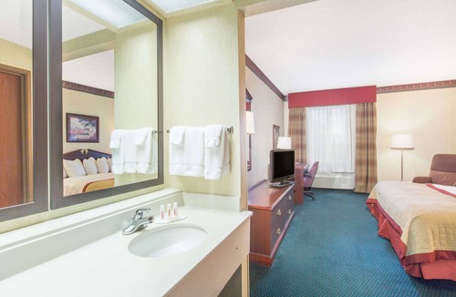 Jonesboro Hotel | Baymont by Wyndham Jonesboro