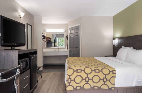 Kingsland Hotel | Baymont by Wyndham Kingsland