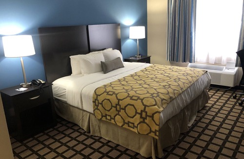 Latham Hotel | Baymont by Wyndham Latham Albany Airport