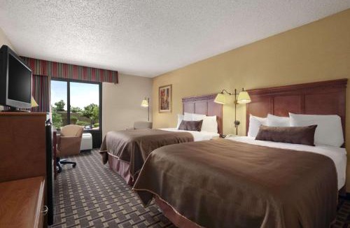 Lewisville Hotel | Baymont by Wyndham Lewisville
