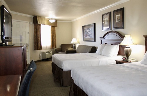 McAlester Hotel | Baymont by Wyndham McAlester Hwy 69