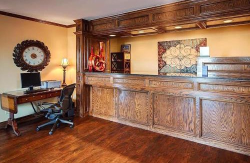 McAlester Hotel | Baymont by Wyndham McAlester Hwy 69