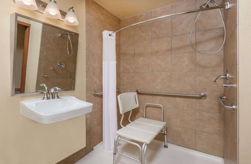 Midland Hotel | Baymont by Wyndham Midland