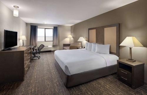 Moses Lake Hotel | Baymont by Wyndham Moses Lake