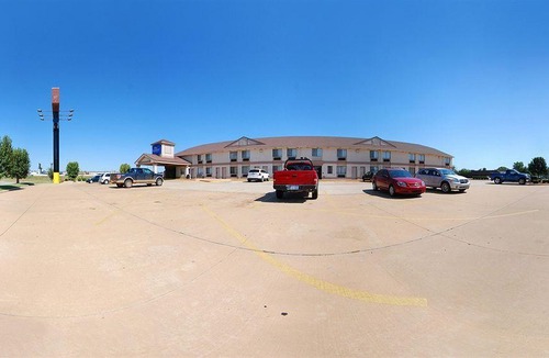 Central Oklahoma City Hotel | Baymont by Wyndham Oklahoma City Airport