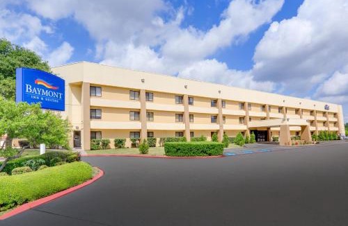 Plano Hotel | Baymont by Wyndham Plano