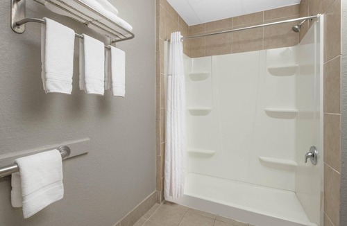 Pooler Hotel | Baymont by Wyndham Pooler/Savannah