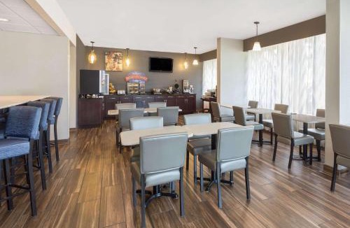 Gold Rock Hotel | Baymont by Wyndham Rocky Mount I-95