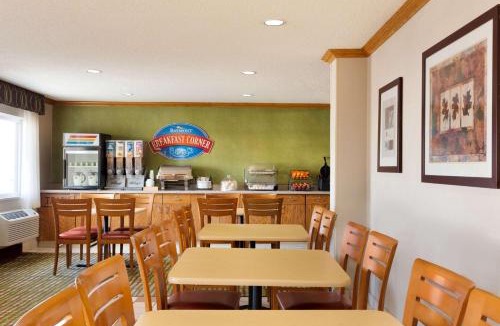 Salina Hotel | Baymont by Wyndham Salina
