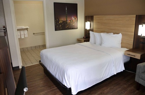 Santee Hotel | Baymont by Wyndham Santee