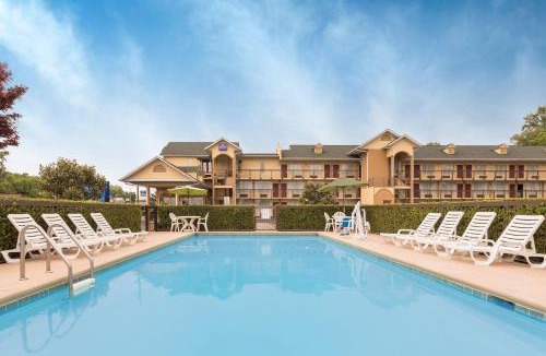 Sevierville Hotel | Baymont by Wyndham Sevierville Pigeon Forge