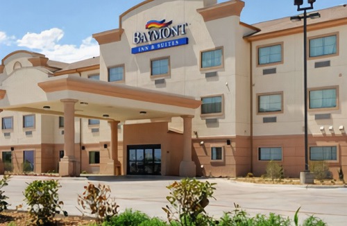 Ira Hotel | Baymont by Wyndham Snyder