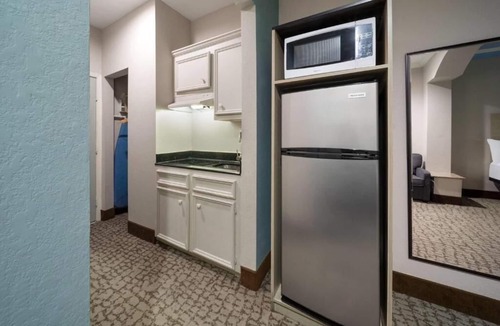 Texas City Hotel | Baymont by Wyndham Texas City