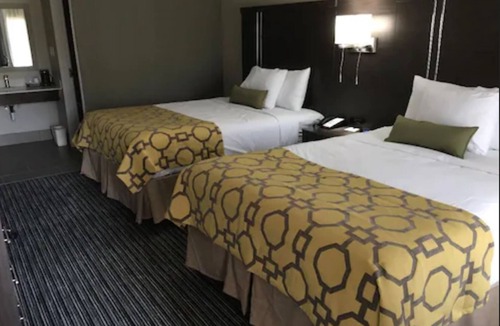 Topeka Hotel | Baymont by Wyndham Topeka