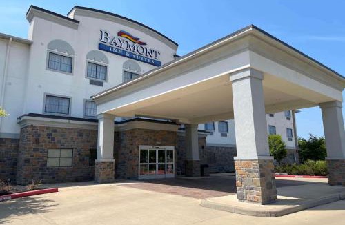 College Station Hotel | Baymont by Wyndham College Station