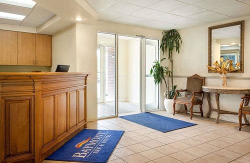 Greenwich Hotel | Baymont by Wyndham Wichita East