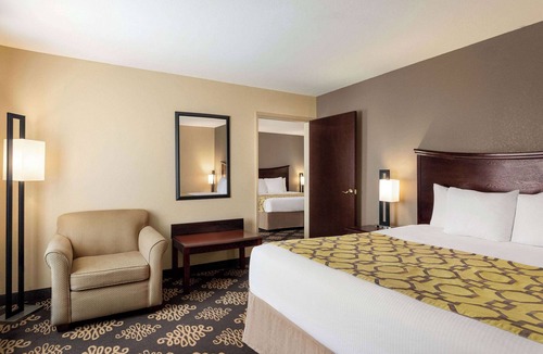 Wichita Falls Hotel | Baymont by Wyndham Wichita Falls