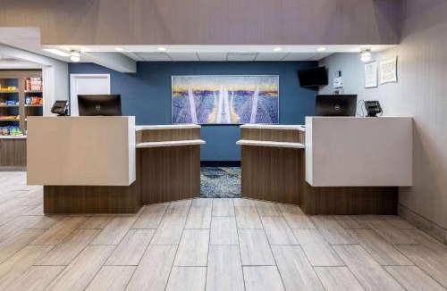 Elmsford Hotel | Baymont by Wyndham White Plains - Elmsford
