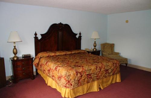 Farmington Hotel | Baymont Inn and Suites by Wyndham Farmington, MO