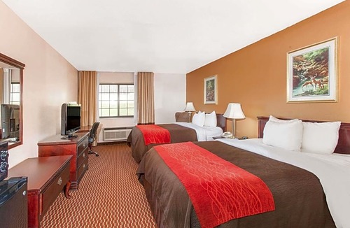 Oklahoma City Hotel | Baymont Inn & Suites by Wyndham Oklahoma City North