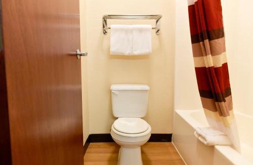 Lincoln Hotel | Baymont Inn & Suites by Wyndham Lincoln NE