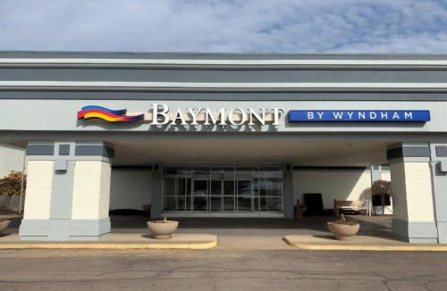 Marietta Hotel | Baymont Inn & Suites