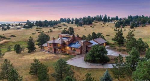 Parker House | Bayou Hills BnB