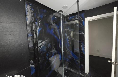 Jennings Apartment | Bayou Phoneix