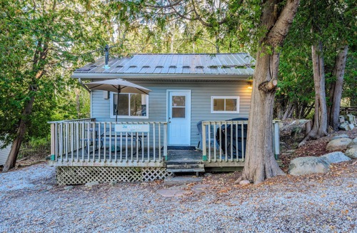 Colpoys Bay Cottage | Bayshore Cottages: The Oahu