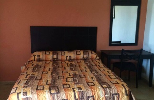 La Porte Hotel | Bayshore Motel