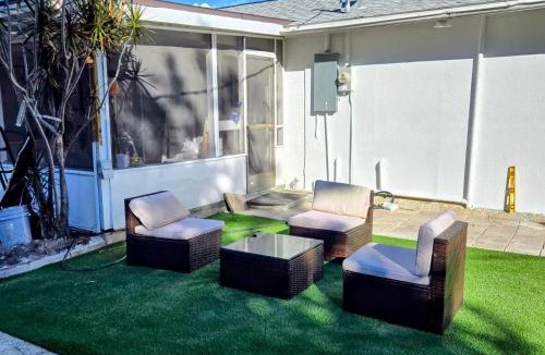 Bayshore Gardens House | Bayshore Vacation Home
