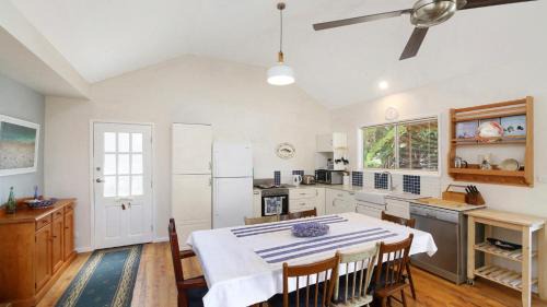 Hardys Bay House | Bayside Bliss