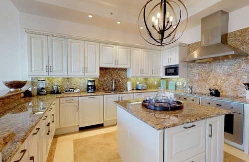 Marathon House | Bayside Boaters Paradise w/Pool – Marlin Bay