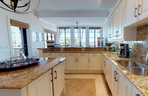 Marathon House | Bayside Boaters Paradise w/Pool – Marlin Bay
