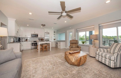 Panacea House | Bayside Bungalow- Unit A8