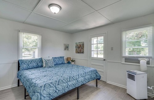 Hague House | Bayside Dreams~golf cart~500 MBPS~firepit~king bed