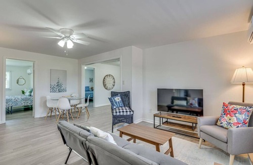 Hague House | Bayside Dreams~golf cart~500 MBPS~firepit~king bed