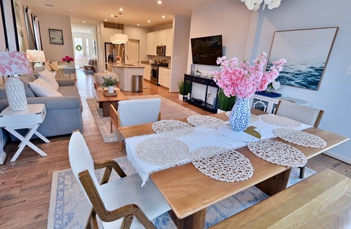 Bayside Villa | Bayside: Fenwick Island: 4BR 2.5 Baths New Listing Lovely 4 BR 2.5 Bath Twin